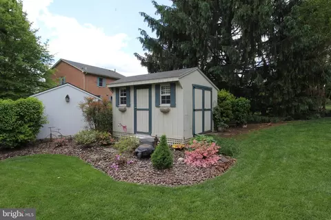 Exterior - 6745 Meadowside Dr, Frederick, MD 21702 photo 18 of 20