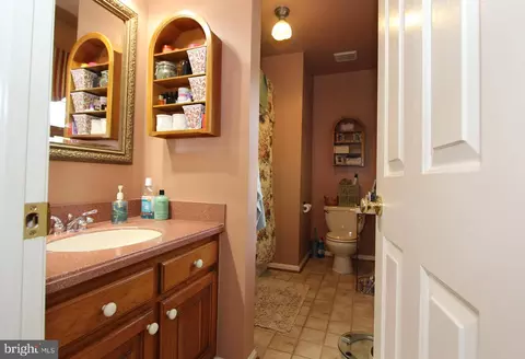 Bath - 6745 Meadowside Dr, Frederick, MD 21702 photo 2 of 5