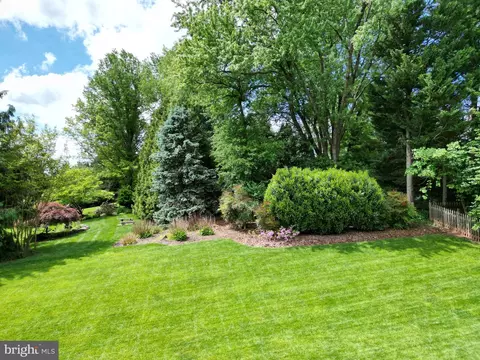 Exterior - 6745 Meadowside Dr, Frederick, MD 21702 photo 12 of 20
