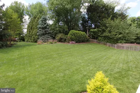 Exterior - 6745 Meadowside Dr, Frederick, MD 21702 photo 13 of 20