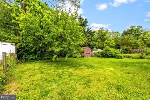 Exterior - 603 Lee Pl, Frederick, MD 21702 photo 5 of 6