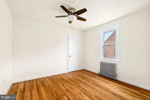 Bedroom - 603 Lee Pl, Frederick, MD 21702 photo 4 of 5