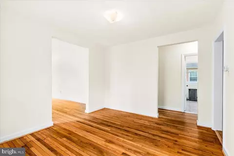Living - 603 Lee Pl, Frederick, MD 21702 photo 6 of 6