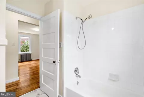 Bath - 603 Lee Pl, Frederick, MD 21702 photo 2 of 2