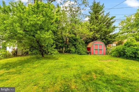 Exterior - 603 Lee Pl, Frederick, MD 21702 photo 6 of 6