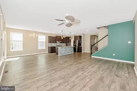 Living - 5609 Zoe Ln, Frederick, MD 21704 photo 1 of 3