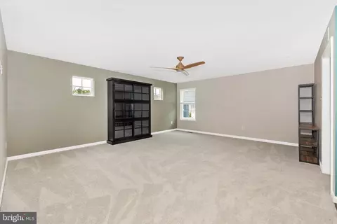 Living - 5609 Zoe Ln, Frederick, MD 21704 photo 3 of 3