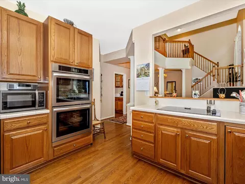 Kitchen - 2594 Bear Den Rd, Frederick, MD 21701 photo 3 of 5