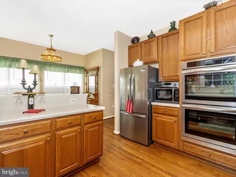 Kitchen - 2594 Bear Den Rd, Frederick, MD 21701 photo 2 of 5