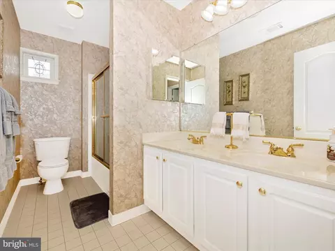 Bath - 2594 Bear Den Rd, Frederick, MD 21701 photo 3 of 5