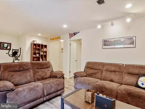 8117 Glendale Dr, Frederick, MD 21702 photo 19