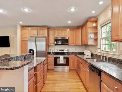 8117 Glendale Dr, Frederick, MD 21702 photo 11