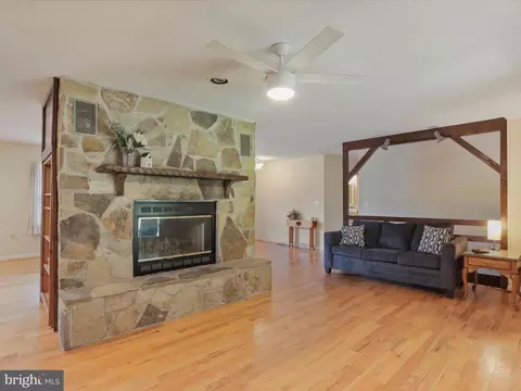 8117 Glendale Dr, Frederick, MD 21702 photo 7