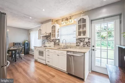6637 A Mount Phillip Rd, Frederick, MD 21703 photo 3