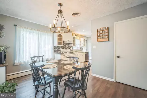 6637 A Mount Phillip Rd, Frederick, MD 21703 photo 11