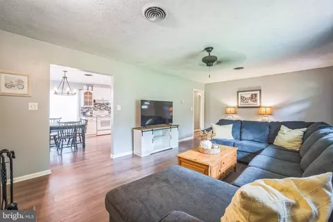 6637 A Mount Phillip Rd, Frederick, MD 21703 photo 4