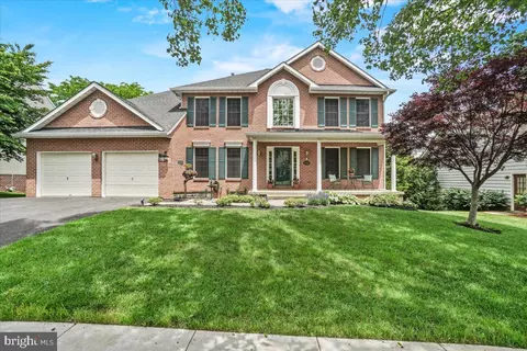 2218 W Greenleaf Dr W, Frederick, MD 21702