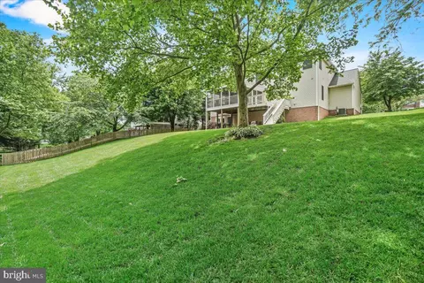 Exterior - 2218 W Greenleaf Dr W, Frederick, MD 21702 photo 8 of 10
