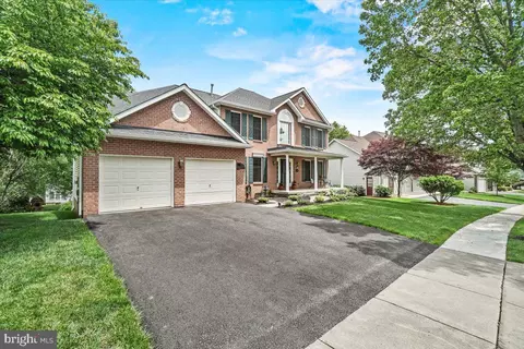 Exterior - 2218 W Greenleaf Dr W, Frederick, MD 21702 photo 7 of 10