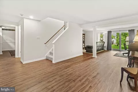 Entry Way - 2218 W Greenleaf Dr W, Frederick, MD 21702 photo 2 of 4