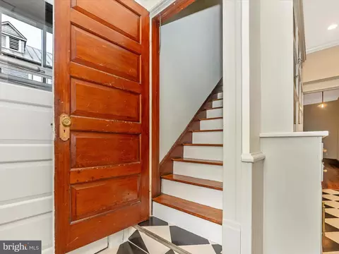 Entry Way - 18 Clarke Pl, Frederick, MD 21701 photo 5 of 8