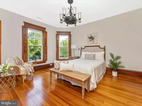 Bedroom - 18 Clarke Pl, Frederick, MD 21701 photo 1 of 7