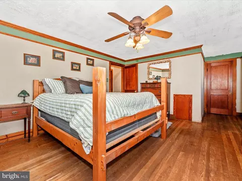 Bedroom - 6103 Jefferson Pike, Frederick, MD 21703 photo 6 of 6