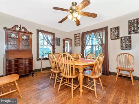 Dining - 6103 Jefferson Pike, Frederick, MD 21703 photo 1 of 3