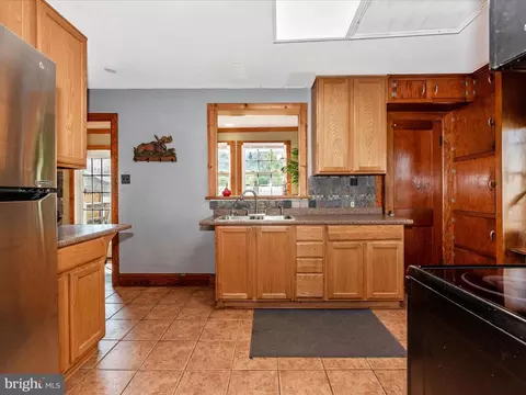 Kitchen - 6103 Jefferson Pike, Frederick, MD 21703 photo 1 of 9
