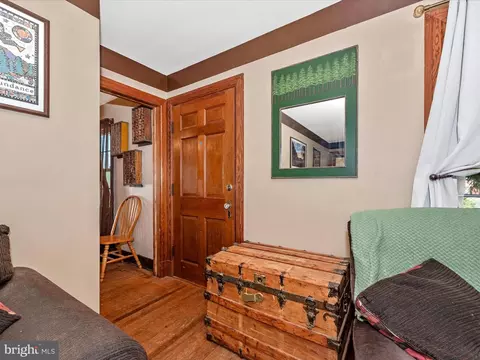 Entry Way - 6103 Jefferson Pike, Frederick, MD 21703 photo 1 of 5