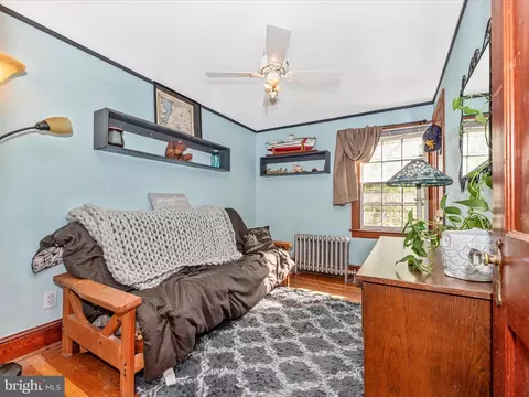 Bedroom - 6103 Jefferson Pike, Frederick, MD 21703 photo 1 of 6