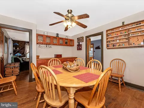 Dining - 6103 Jefferson Pike, Frederick, MD 21703 photo 3 of 3