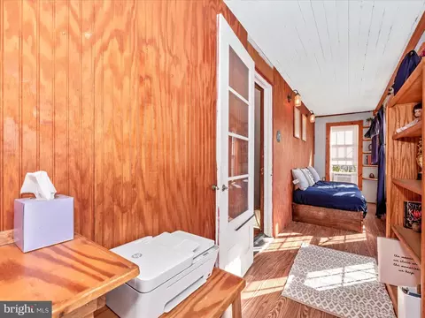 Entry Way - 6103 Jefferson Pike, Frederick, MD 21703 photo 4 of 5