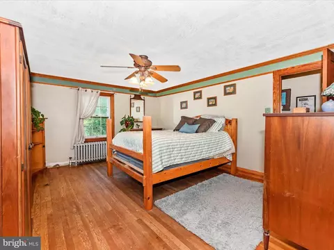 Bedroom - 6103 Jefferson Pike, Frederick, MD 21703 photo 5 of 6