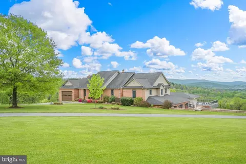 2494 Scravel Rd, Myersville, MD 21773