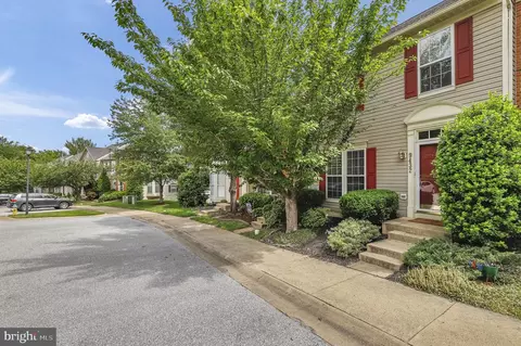 9432 Berkley Ln, Frederick, MD 21701