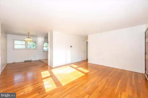 1426 W 11th St, Frederick, MD 21702 photo 7