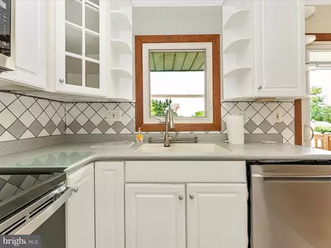 Kitchen - 14 Norva Ave, Frederick, MD 21701 photo 5 of 5