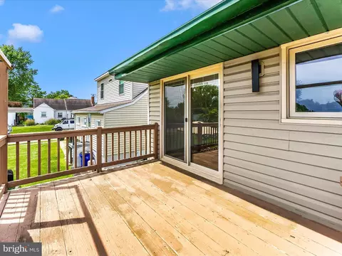 Exterior - 14 Norva Ave, Frederick, MD 21701 photo 3 of 10