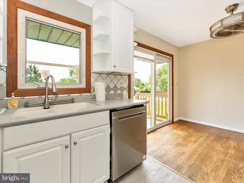 Kitchen - 14 Norva Ave, Frederick, MD 21701 photo 4 of 5