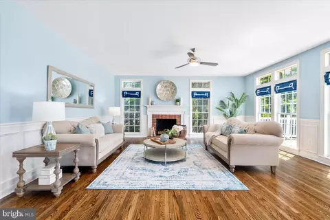 Living - 3620 Denison St, Frederick, MD 21704 photo 4 of 6