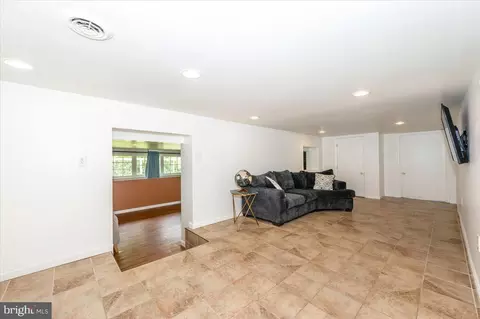 Living - 4836 Shookstown Rd, Frederick, MD 21702 photo 13 of 13