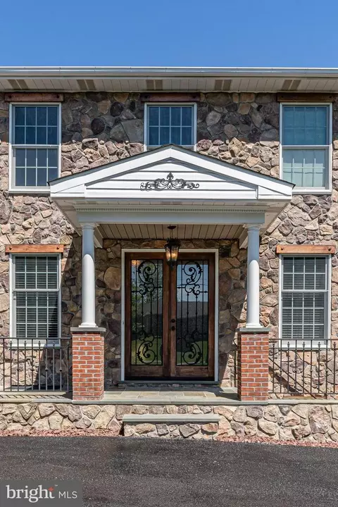 7140 Poole Jones Rd, Frederick, MD 21702 photo 2