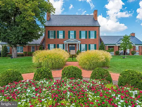 Exterior - 665 E Church St #B, Frederick, MD 21701 photo 3 of 5