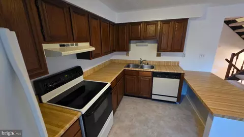 1766 Springfield Ln, Frederick, MD 21702 photo 8