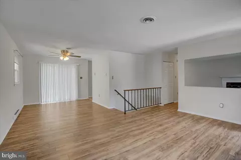 102 Andover Ct, Frederick, MD 21702 photo 5
