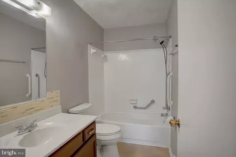 102 Andover Ct, Frederick, MD 21702 photo 16
