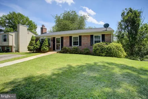 102 Andover Ct, Frederick, MD 21702 photo 3