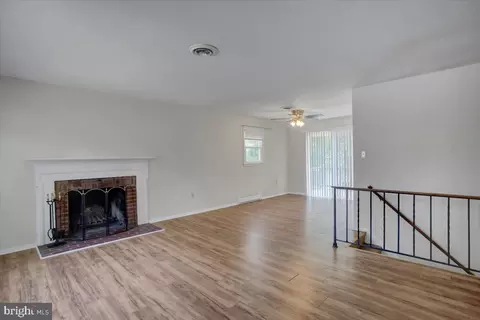 102 Andover Ct, Frederick, MD 21702 photo 6