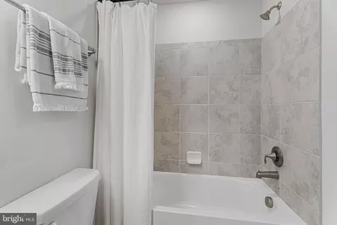 5934 Forum Sq, Frederick, MD 21703 photo 33